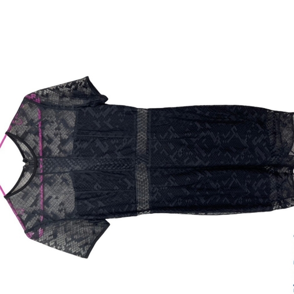 Bailey black lace panel dress - Picture 3 of 9